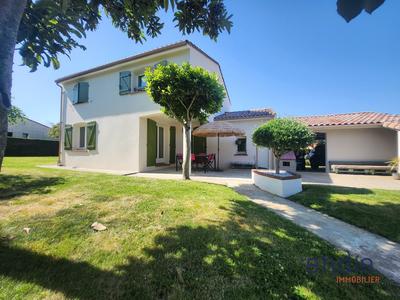 Maison - 111 m² - 5 pièces