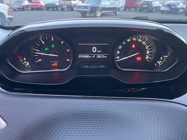 Peugeot 208 BlueHDi 100ch SetS Bvm5 Allure Business