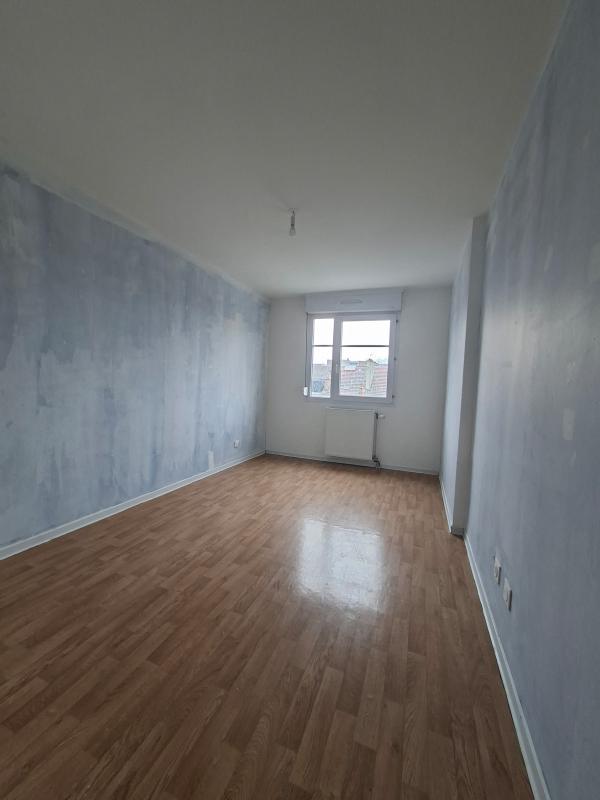 Appartement - 93 m² - 5 pièces