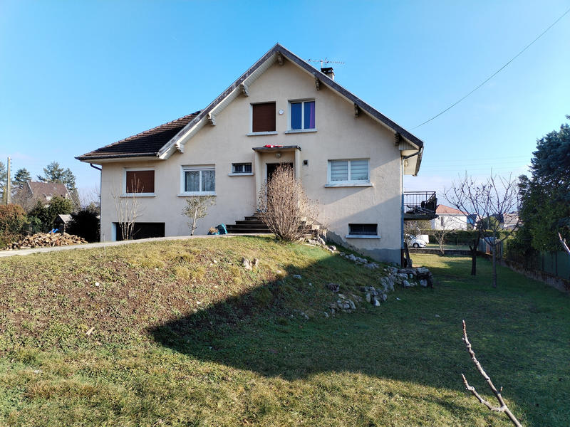 Maison - 283 m² - 8 pièces