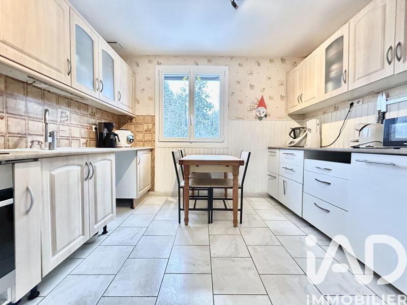 Maison - 95 m² - 4 pièces