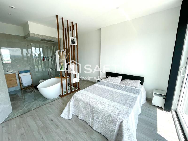 Maison - 193 m² - 7 pièces