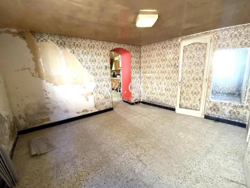 Maison - 220 m² - 7 pièces