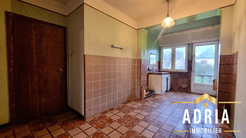 Maison - 90 m² - 5 pièces