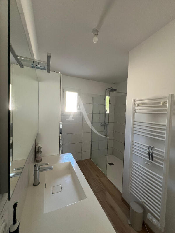 Maison - 127 m² - 5 pièces