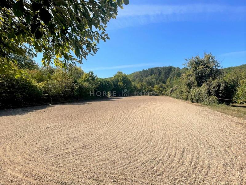 Propriété - 155 m² - 5 pièces