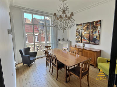 Appartement - 215 m² - 8 pièces