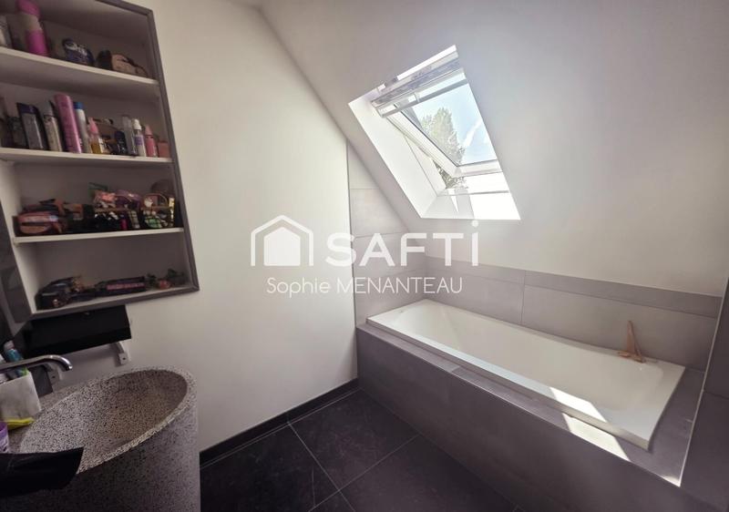 Maison - 141 m² - 6 pièces