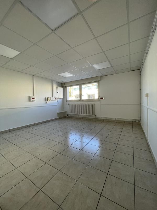 Local commercial - 250 m²