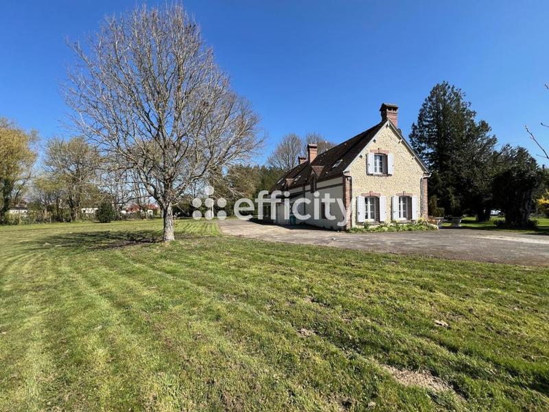 Longère - 250 m² - 8 pièces