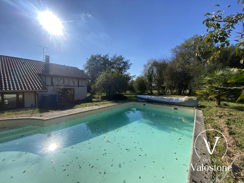 Maison traditionnelle - 125 m² - 6 pièces