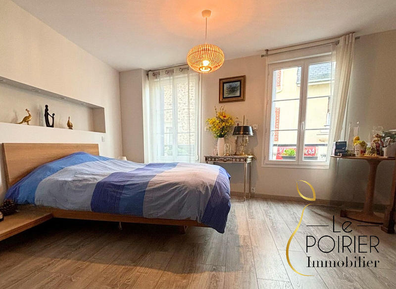 Maison - 197 m² - 7 pièces