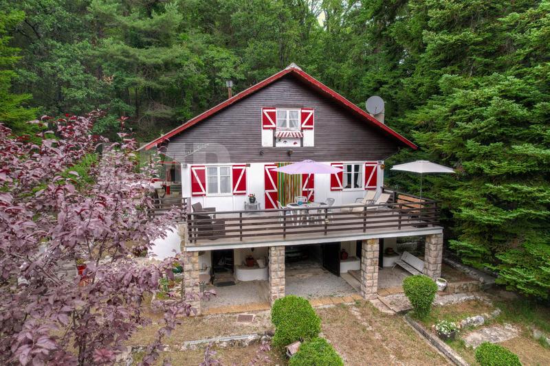 Maison - 74 m² - 5 pièces