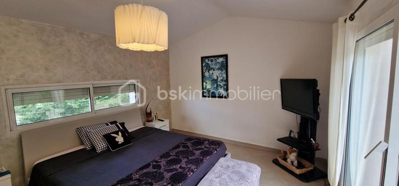 Villa - 290 m² - 6 pièces