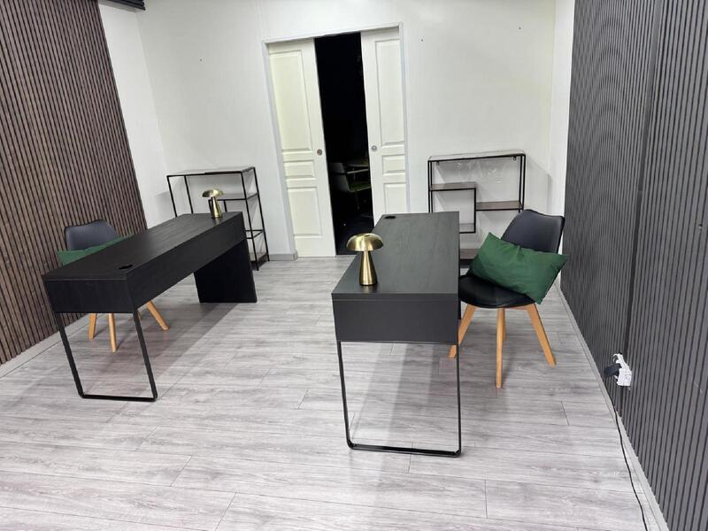 Local commercial - 45 m² - 4 pièces