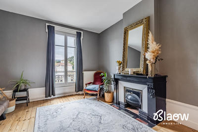 Appartement - 126 m² - 5 pièces