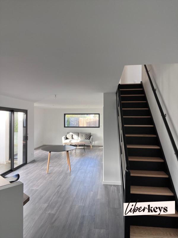 Maison - 123 m² - 6 pièces