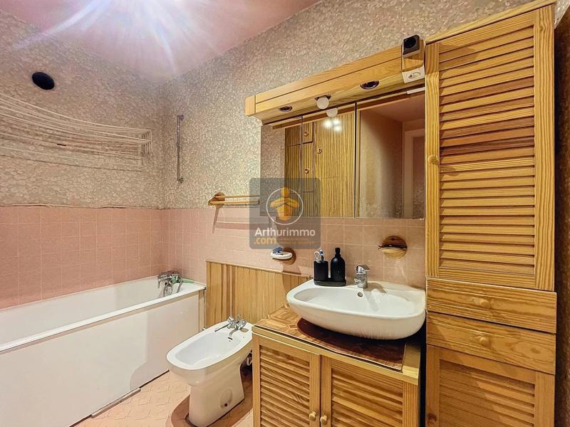 Appartement - 85 m² - 4 pièces