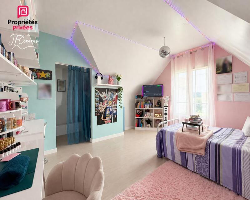 Maison - 130 m² - 7 pièces