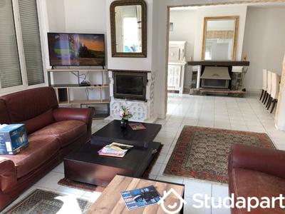 Chambre - 15 m² - 1 pièce