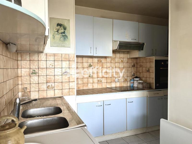 Appartement - 81 m² - 3 pièces