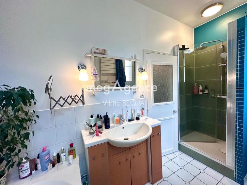 Maison - 107 m² - 6 pièces