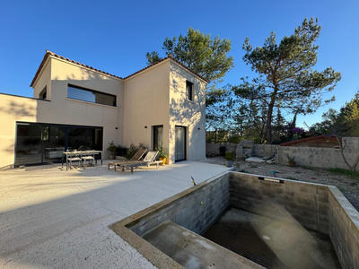 Maison - 130 m² - 4 pièces