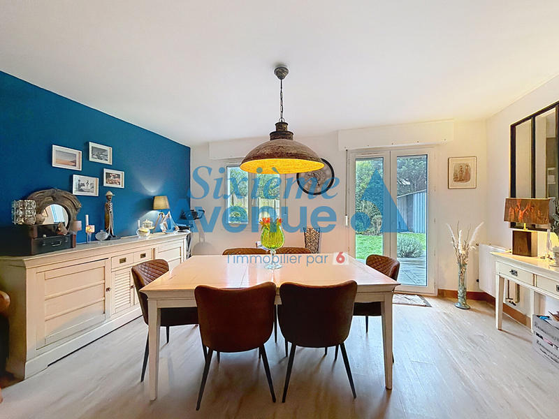 Maison - 90 m² - 4 pièces