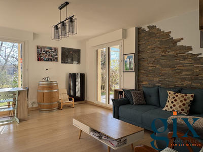 Appartement - 70 m² - 3 pièces