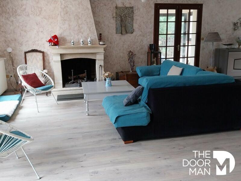 Maison - 327 m² - 8 pièces