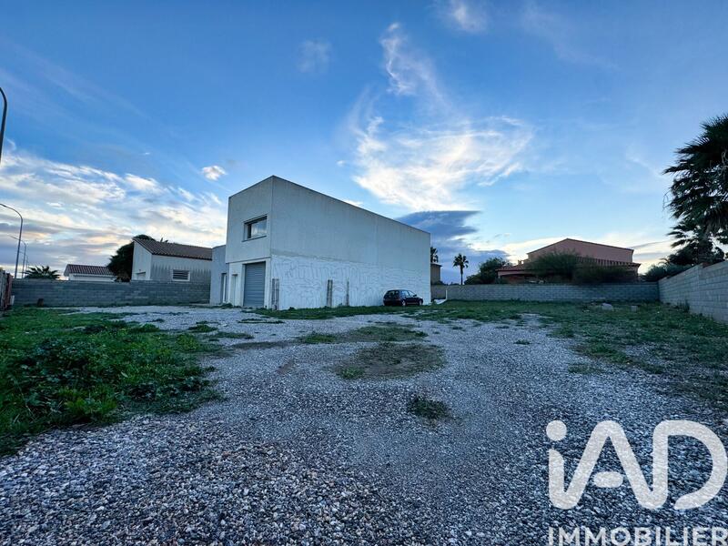 Maison - 269 m² - 4 pièces