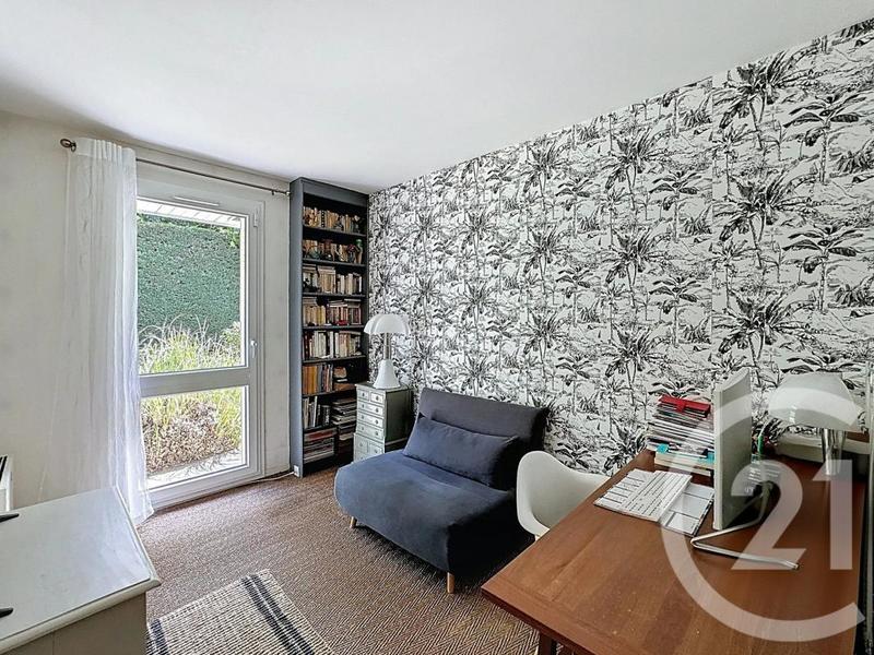 Maison - 121 m² - 6 pièces