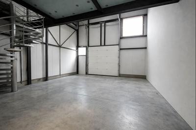 Local d'activités - 97 m²