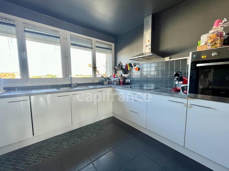 Appartement - 97 m² - 4 pièces