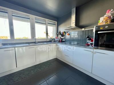 Appartement - 97 m² - 4 pièces