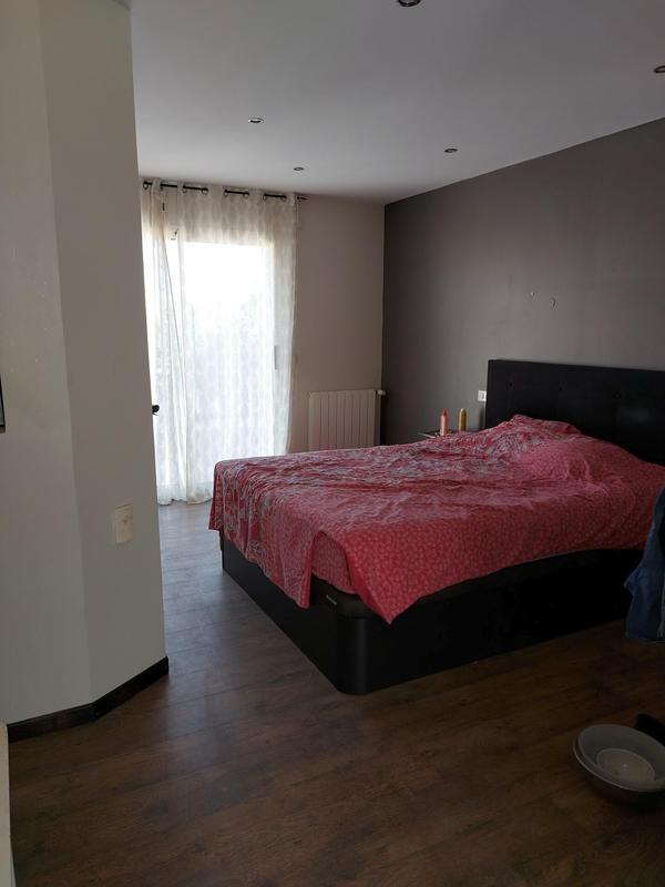 Maison - 200 m² - 5 pièces