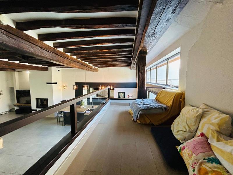 Maison ancienne - 226 m² - 9 pièces