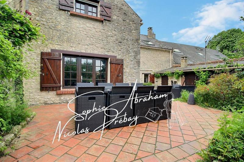 Maison - 185 m² - 5 pièces