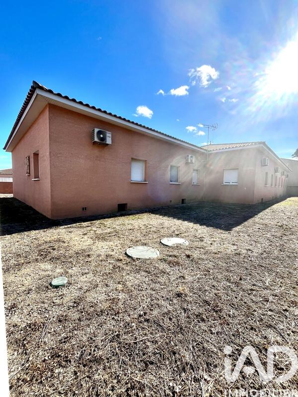 Maison - 330 m² - 6 pièces