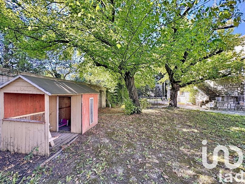 Maison - 269 m² - 8 pièces