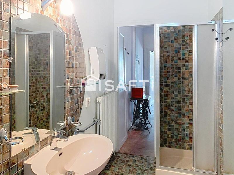 Maison - 182 m² - 7 pièces