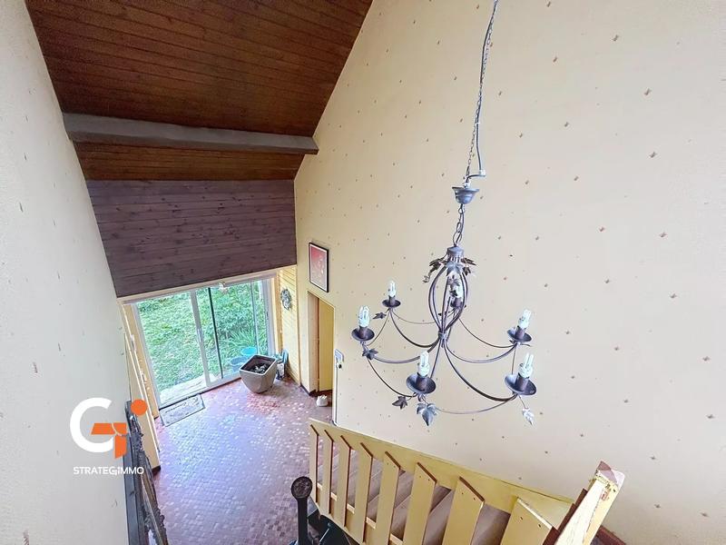 Maison - 137 m² - 5 pièces