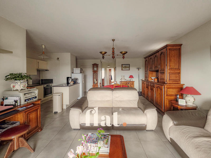 Appartement - 75 m² - 3 pièces