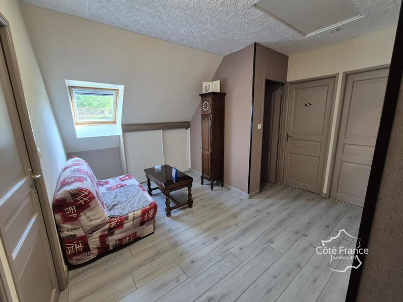 Pavillon - 158 m² - 9 pièces