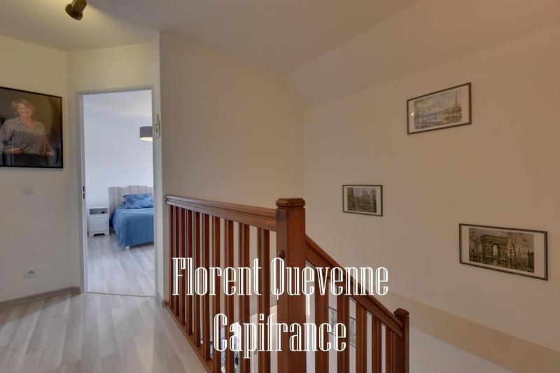 Maison - 102 m² - 4 pièces