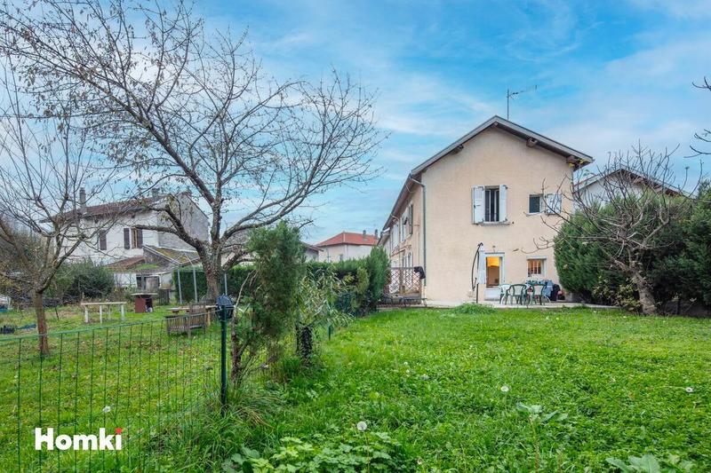 Maison - 150 m² - 8 pièces