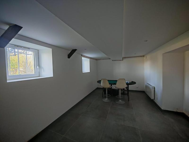 Maison - 150 m² - 5 pièces