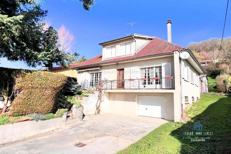 Maison traditionnelle - 150 m² - 7 pièces