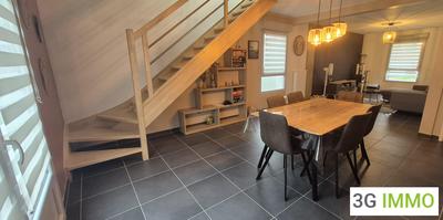 Maison - 100 m² - 5 pièces