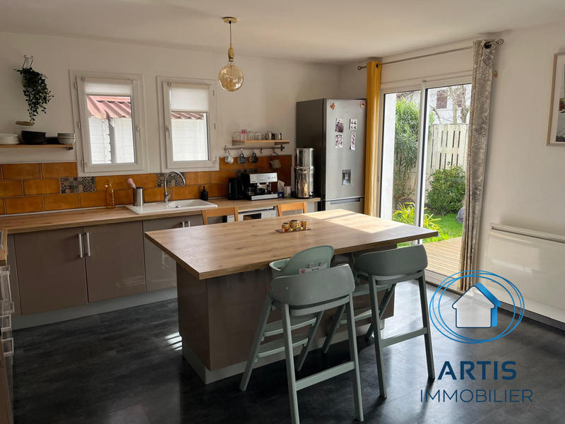 Maison - 97 m² - 4 pièces